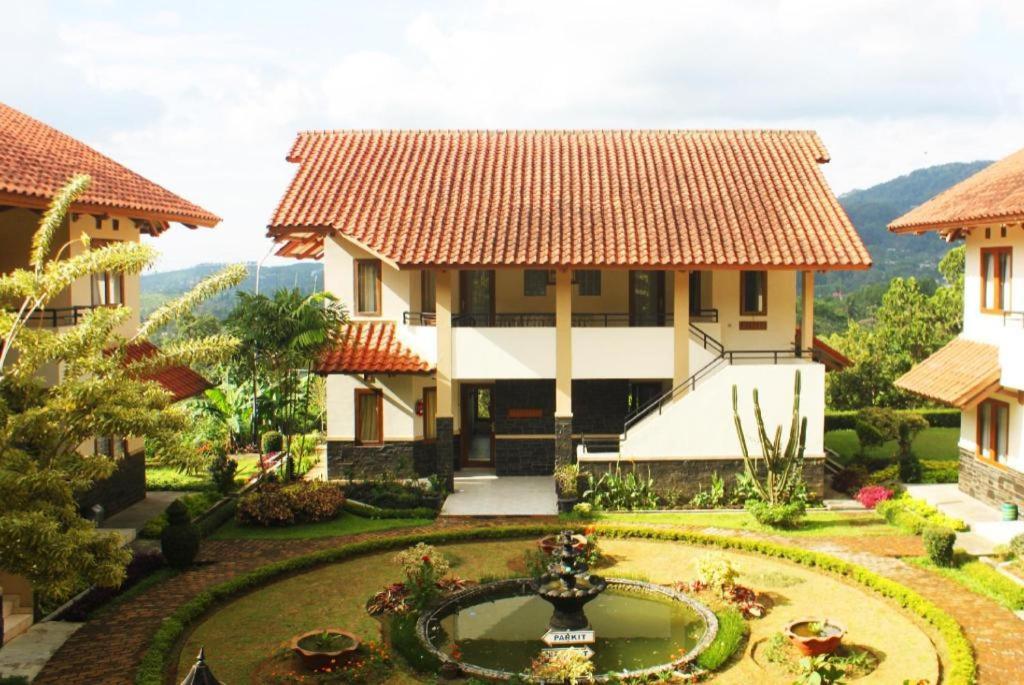 Hotel Remaja Pgi *